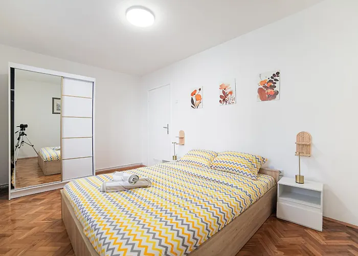 Quiet Retreat One Bdr With Balcony * Sarajevo